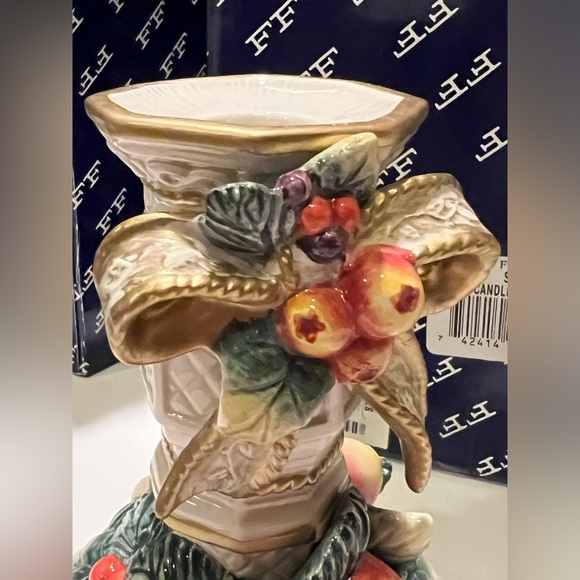 NWT FITZ & FLOYD SNOWY WOODS CANDLEHOLDER. - Picture 3 of 11